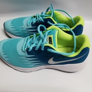 Nike Star Runner Sneakers